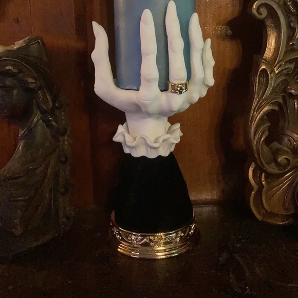 Bath and Body Works Witch Hand - Picture 2 of 3